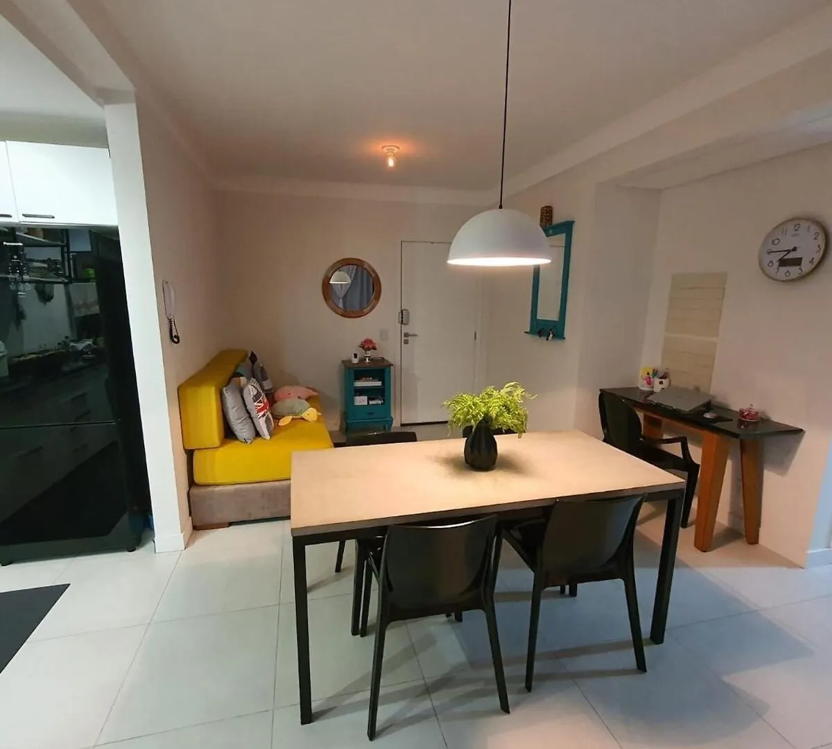 Comfortable Deluxe Apartment North Of The Island -1 Up To 6 People Florianópolis
